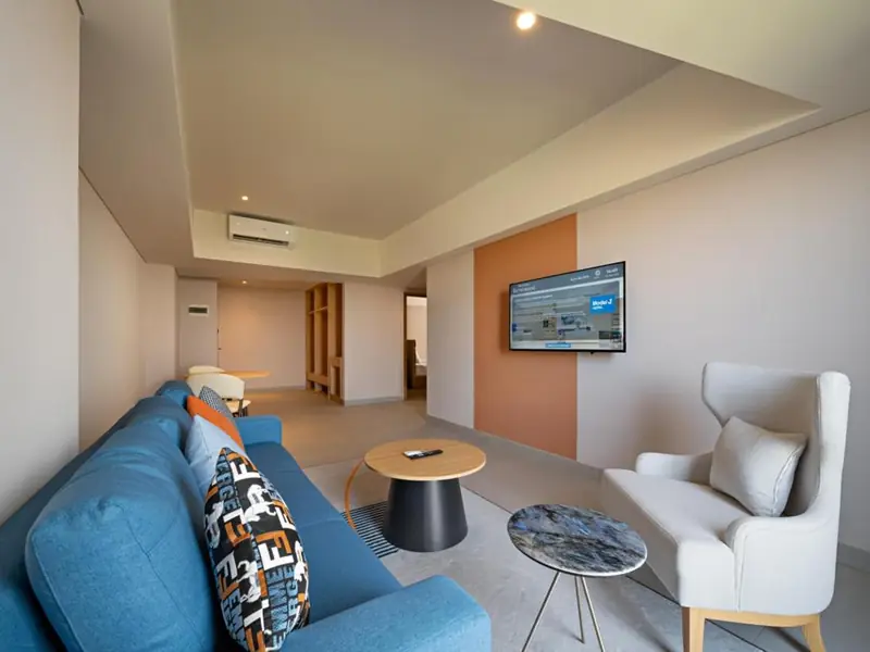 Model J BSD Carstensz — suite